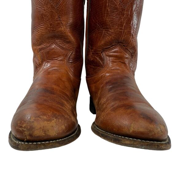 Boots - Picture 4 of 10